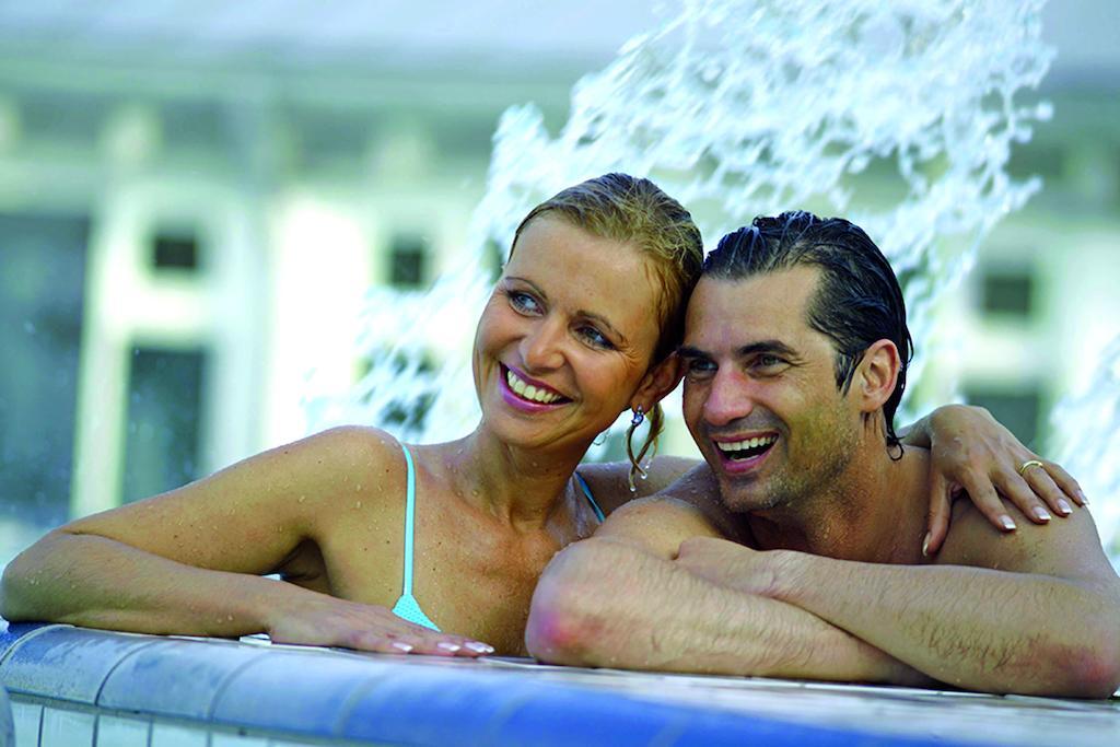 Hotel Garni Hubertushof Bad Füssing エクステリア 写真